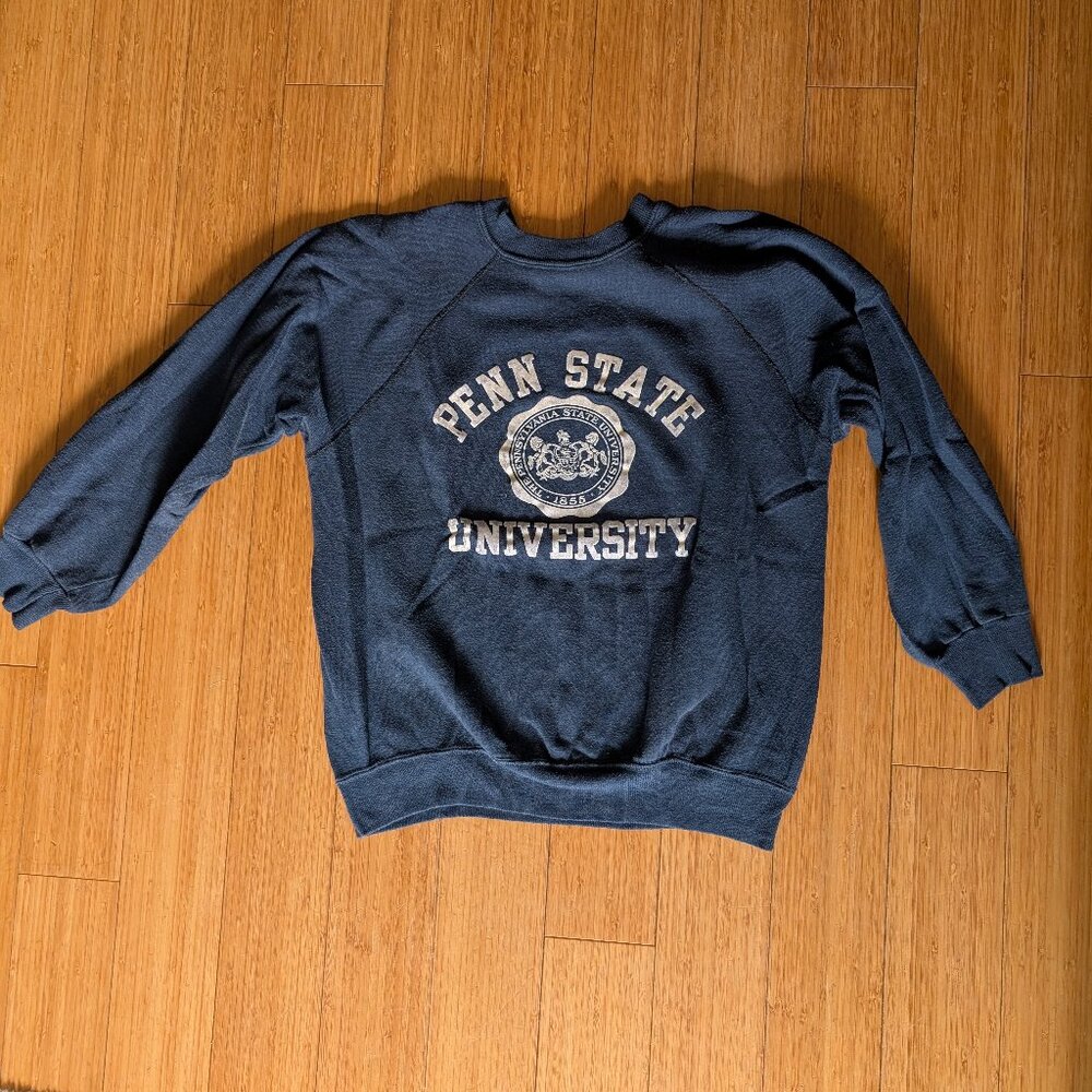 Vintage Penn State sweatshirt from the '80s